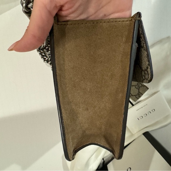 Authentic Gucci Dionysus GG Supreme Mini Bag - Picture 6 of 14